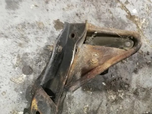 Viga suspensão dianteira OEM para BMW E21 (114) image 7