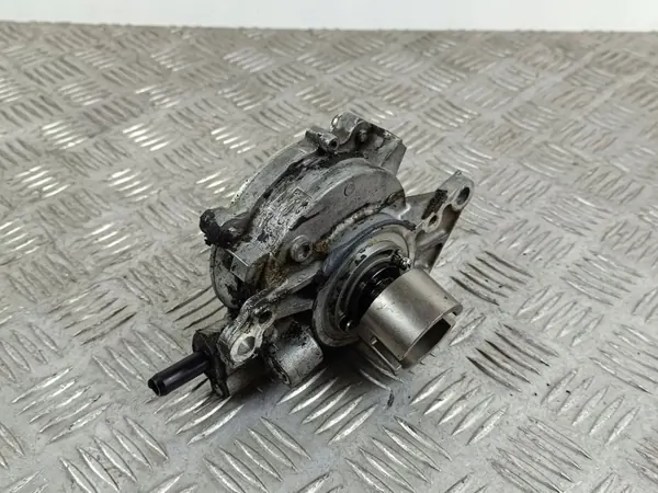 Bomba de vácuo Subaru OEM FBZ28829 - Estado usado image 5