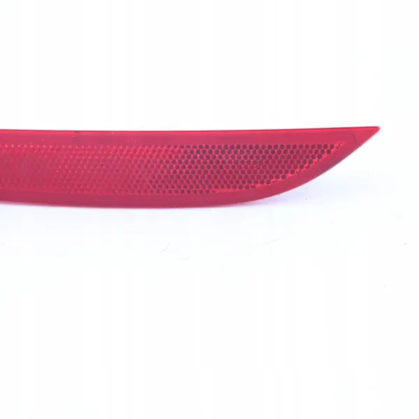 BMW F90 M5 Heckstoßstange Reflektor links rot OEM 7857005 image 3