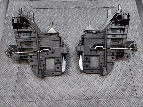Scheinwerferhalterung Links Vorne OEM 7L5941045 Porsche Cayenne image 2