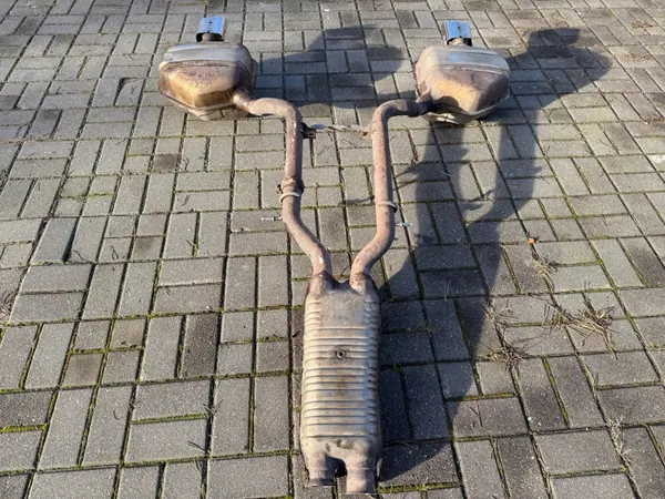 OEM 2044902101 Pakoputken Vaimennin Mercedes GLK V6 image 3