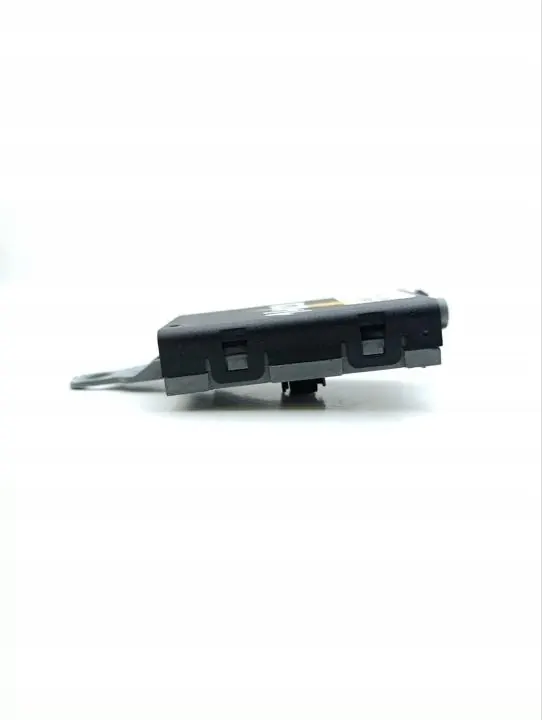 Amplificateur antenne OEM 248571 pour Maserati GranTurismo image 4