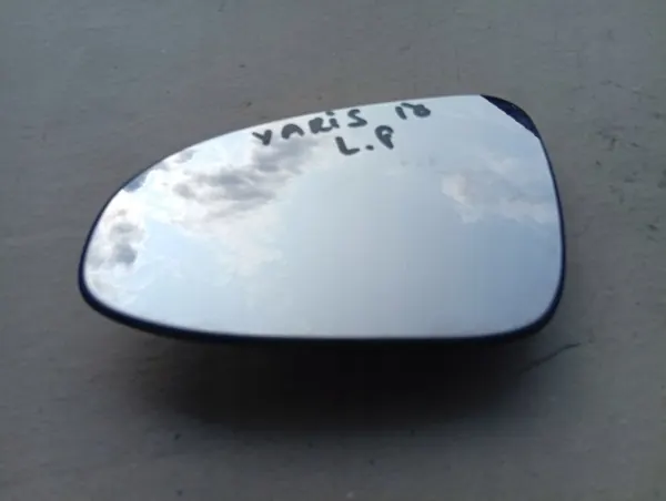 Toyota OEM 87909-0D581MIX Heated Left Mirror Glass image 2