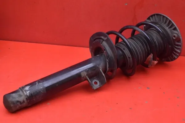 Etujousi Oikea OEM 6865128-01 BMW F20 image 3