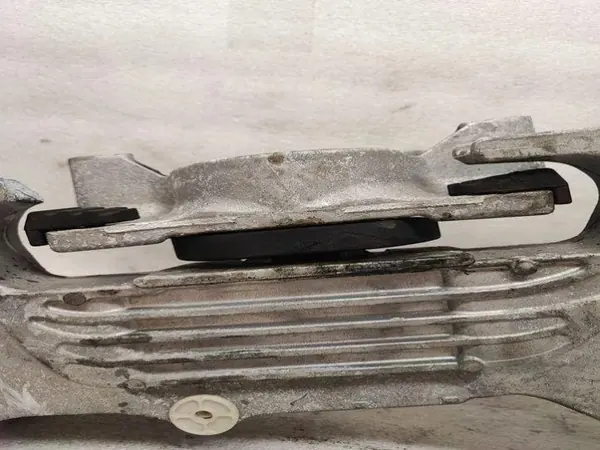 Support de boîte OEM 9454393 pour BMW G20 G21 G22 G30 image 7