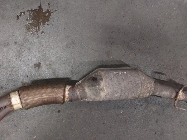 Silencieux complet avec catalyseur Volkswagen Passat B5 image 3