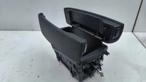 BMW X5 Käsinoja OEM 9251992 F15/F85 2012 image 9