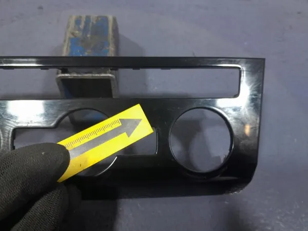 Skoda Superb III Lift Sierstrip OEM 3V0820075B image 3