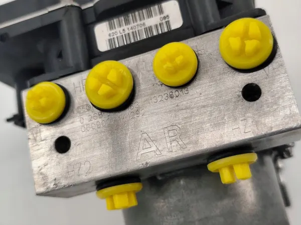 Bomba ABS OEM 13236013 para Opel Corsa D image 4
