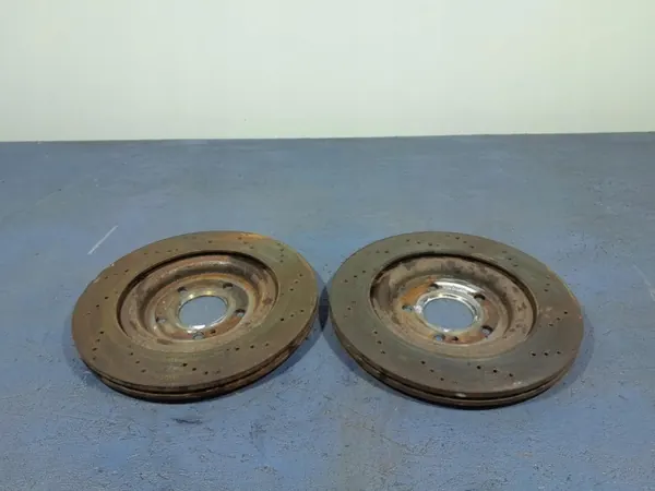 Mercedes A35 AMG Taka jarrupalat OEM A2474230400 image 6