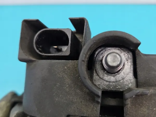 Vaihtovirtageneraattori Mercedes W245 2.0 CDI A6401540402 image 5