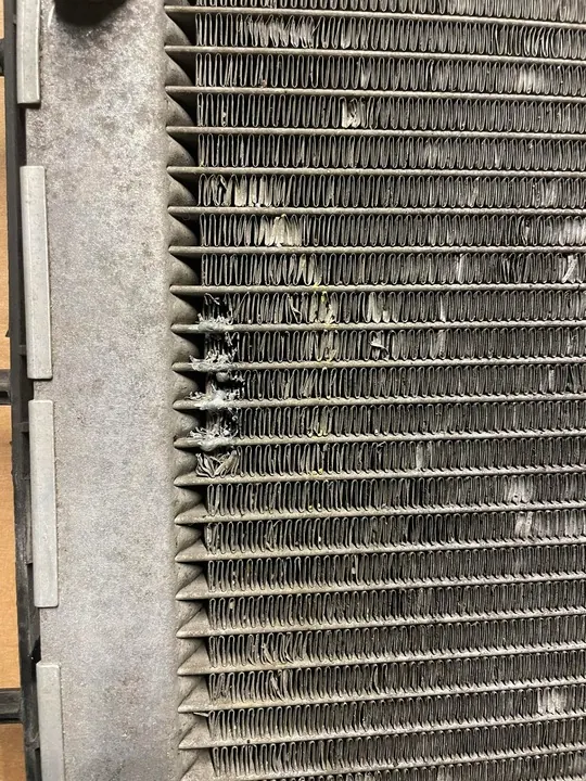 BMW F87 M2 F80 M3 F82 M4 Extra Vattenkylare 2284604 image 2