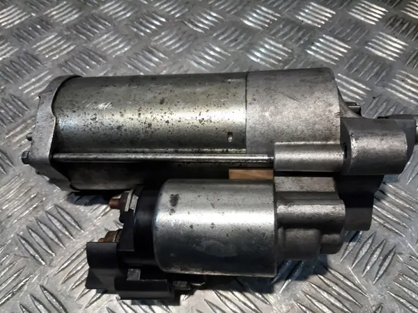 VOLVO V70 2.0 D Motor de arranque 8697576 image 4