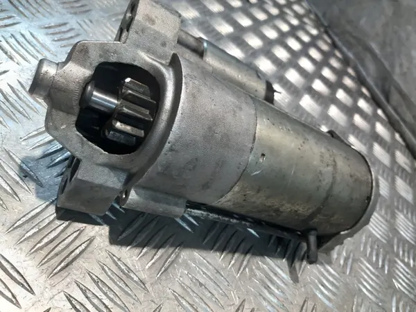 VOLVO V70 2.0 D Motor de arranque 8697576 image 6