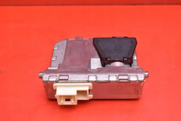 Cámara asistente de carril OEM N243-67XCX Mazda MX-5 ND image 3