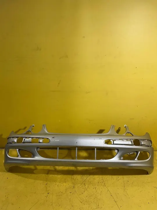 Framstötfångare Mercedes-Benz E W211 A2118800040 image 3