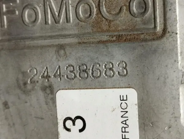 Volvo XC90 2020 Ohjauspylvään nivel OEM 32142273 image 7
