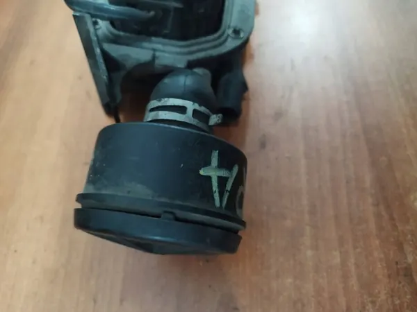 Pompe à air secondaire OEM 90470419 pour Opel Tigra A image 3