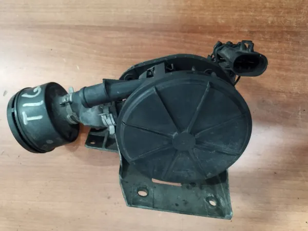 Pompe à air secondaire OEM 90470419 pour Opel Tigra A image 4