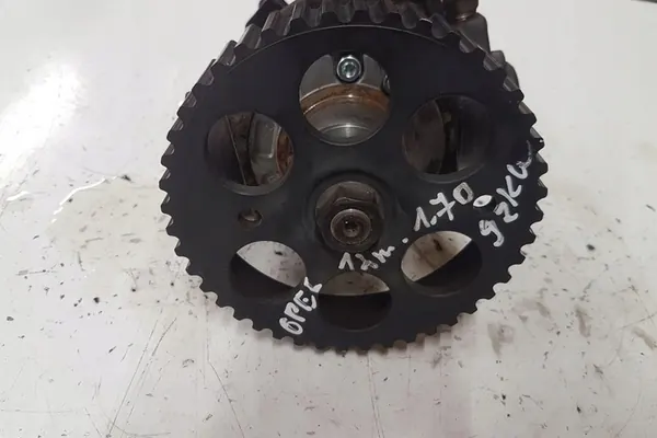 Brandstofpomp OPEL ASTRA J SPORTS TOURER 1.69L diesel image 9