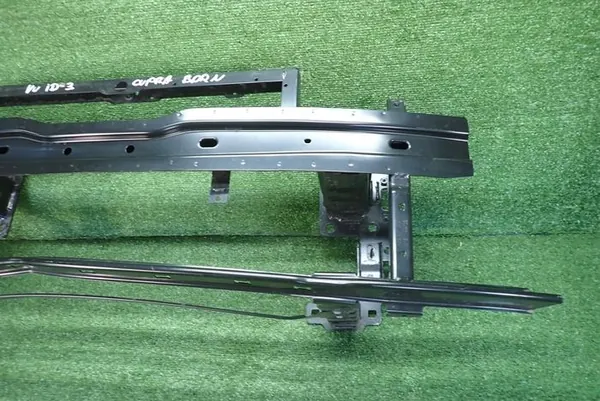 Viga do para-choques dianteiro OEM 10A8071913 VW ID-3 image 5