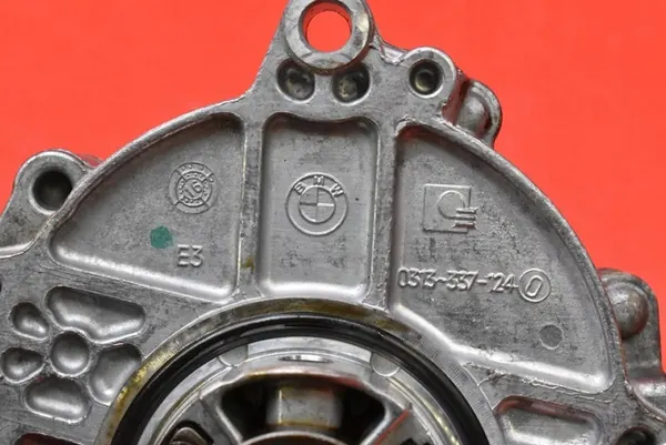 Imupumppu Wakum 7547024 BMW E90 E91 2.0i image 6