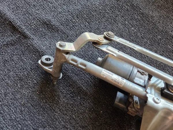 Pyyhkijämekanismi VW Caddy 2K1955023J image 4