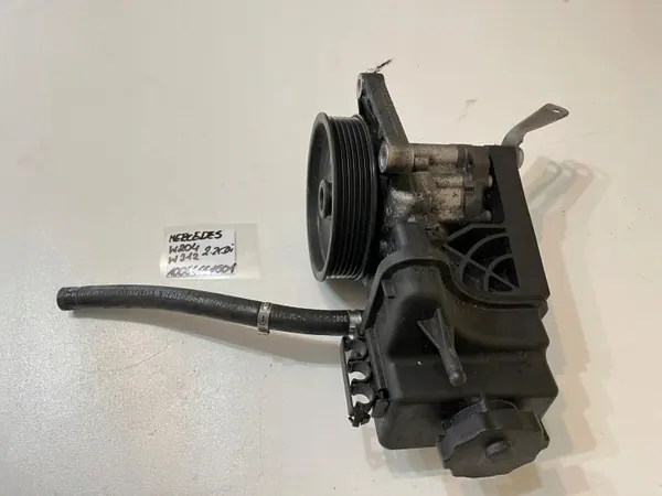 Mercedes ohjauspumppu OEM A0064661501 image 3