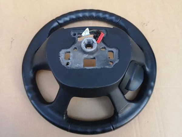 Volante Cuero FORD KUGA MK2 13-16 OEM con Control image 6