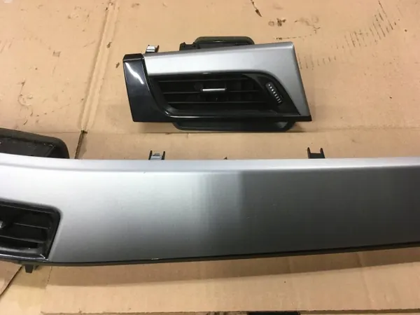 ATE10029 Keskikonsolin Verhoilusarja BMW X1 F48/F49 image 3