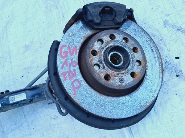 Mozzo Sospensione Anteriore Destro VW Golf VI 1.6 TDI image 2