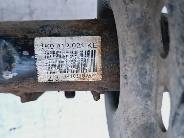 Mozzo Sospensione Anteriore Destro VW Golf VI 1.6 TDI image 8