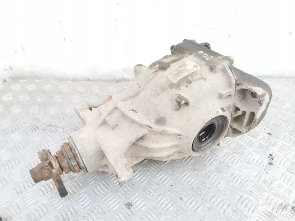 BMW 7 (F01,F02) Rear Differential 757709808 4.4L image 4