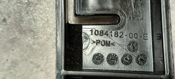 TESLA 3 Scivolo Paraurti Anteriore Destro 1084182-00-E image 3
