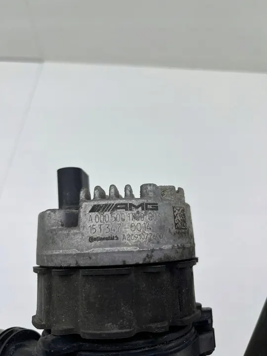 Tilläggsvattenpump MERCEDES W205 AMG A0005001700 image 2