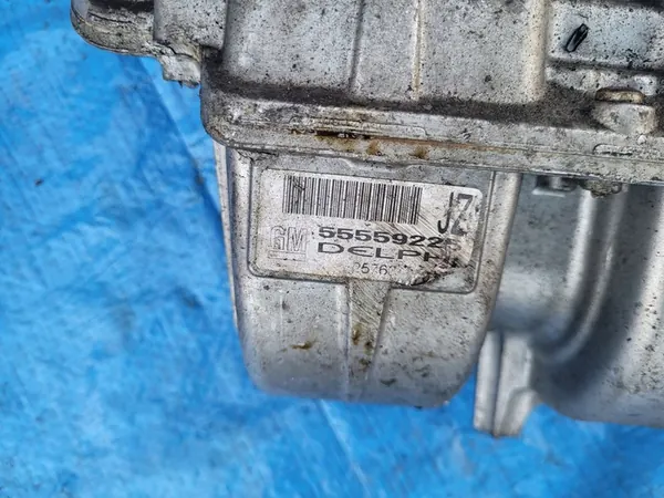 OPEL Astra H Zafira B Coletor de admissão 1.6 Z16XEP 55559225 image 3