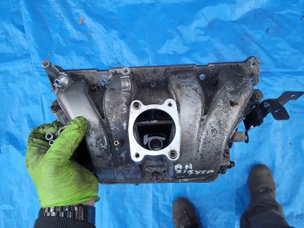 OPEL Astra H Zafira B Coletor de admissão 1.6 Z16XEP 55559225 image 5