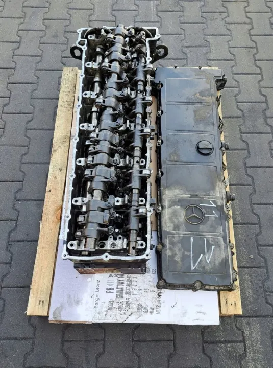 Pignon de distribution Mercedes-Benz OE pour Actros MP4 image 3