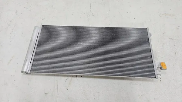 Gebruikte AC-condensor OEM 6805346 voor BMW G20 G21 image 2