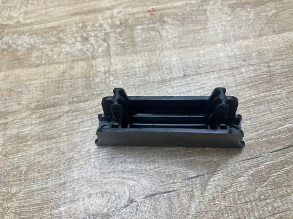 Land Rover konsolin kiinnike OEM HY3238D30A image 3