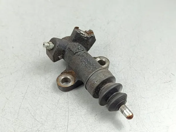 Cylindre de débrayage Toyota GT 86 2019 FOB49227 image 1