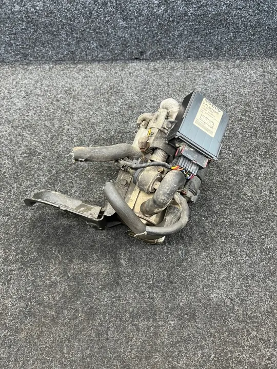 Volvo S60 Webasto parkeerverwarming OEM 8670953 image 2