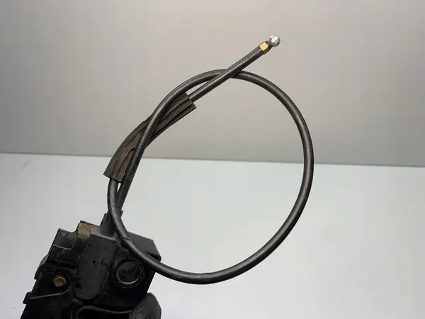 VW GOLF V motorhuv lås höger 1K1823509D image 5