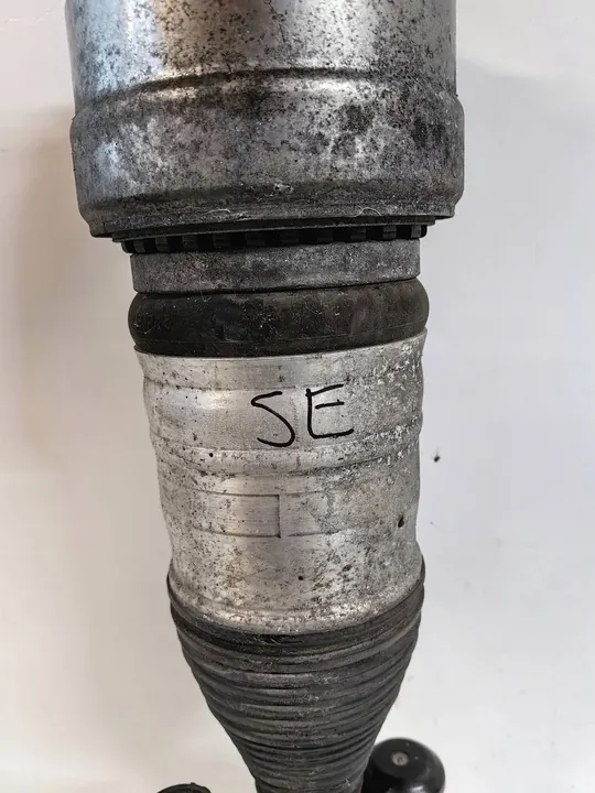 MERCEDES E43 AMG W213 - AIRMATIC STÖTDÄMPARE HÖGER FRAM A2133202100 image 6