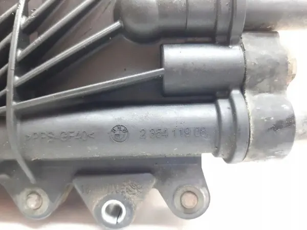 BMW 2354119 Boîtier de Refroidisseur d'Huile - Pièce OE Usagée image 5
