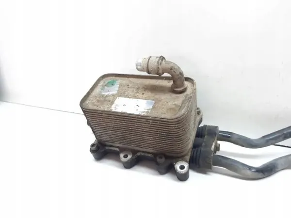 BMW 2354119 Boîtier de Refroidisseur d'Huile - Pièce OE Usagée image 8
