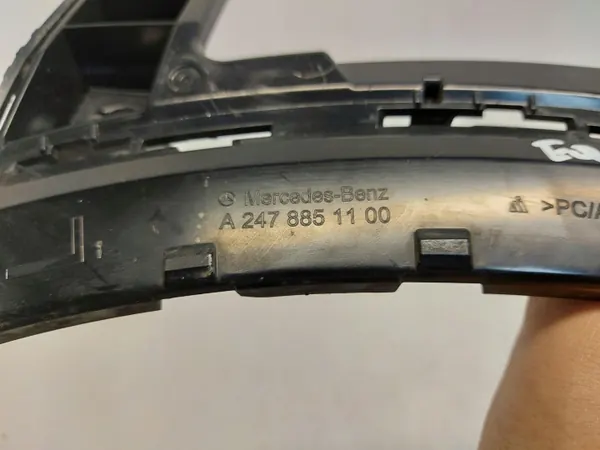 Mercedes EQA 250+ W243 Bumpergeleider Links Achter A2478851100 image 3