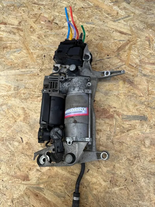Compressore sospensione pneumatica Audi Q7 4L 7L0616006F image 3