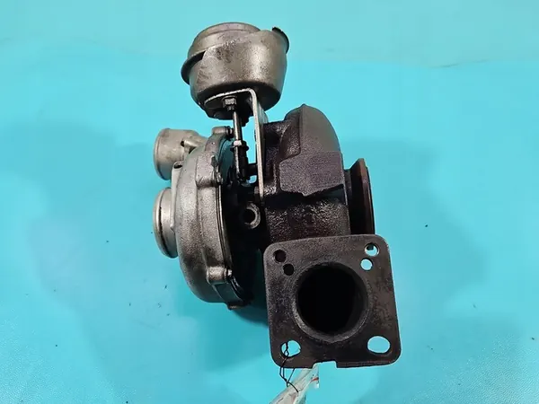 Turbocompresor Alfa Romeo GT 1.9 JTD 150CV OEM 717662-2 image 5