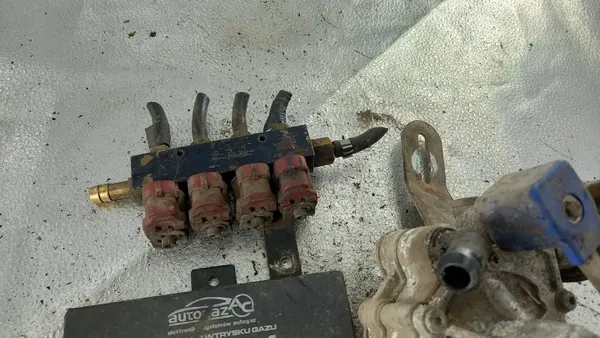 Kit Installation GPL Ford OE Focus 99R HB image 3